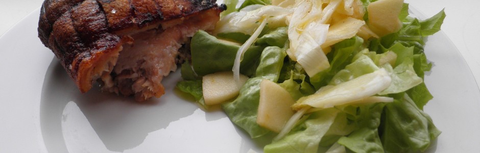 Svineskank med æble og fennikel salat