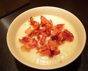 Jordskokkesuppe med bacon