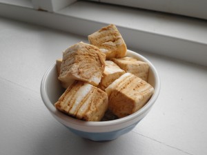 Hjemmelavede Marshmallow / skumfiduser med lakrids smag