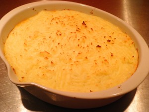 Engelsk Cottage pie. variationen af sheppards pie, men med oksekød i stedet for lammekød