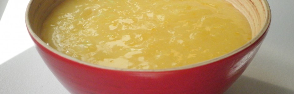 Hejmmelavet lemon curd der smager af dejlige citroner