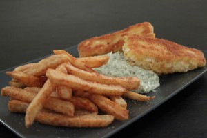 paneret lyssej med perfekte pomfritter og hjemmelavet tartare sauce