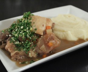 Osso buco bianco - den originale osso buco unden tomat, men med hvidvin og vermouth